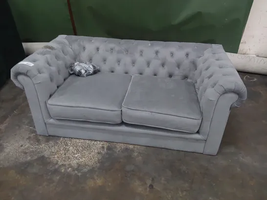 DESIGNER CHESTERFIELD TWO SEATER SOFA GREY PLUSH FABRIC 