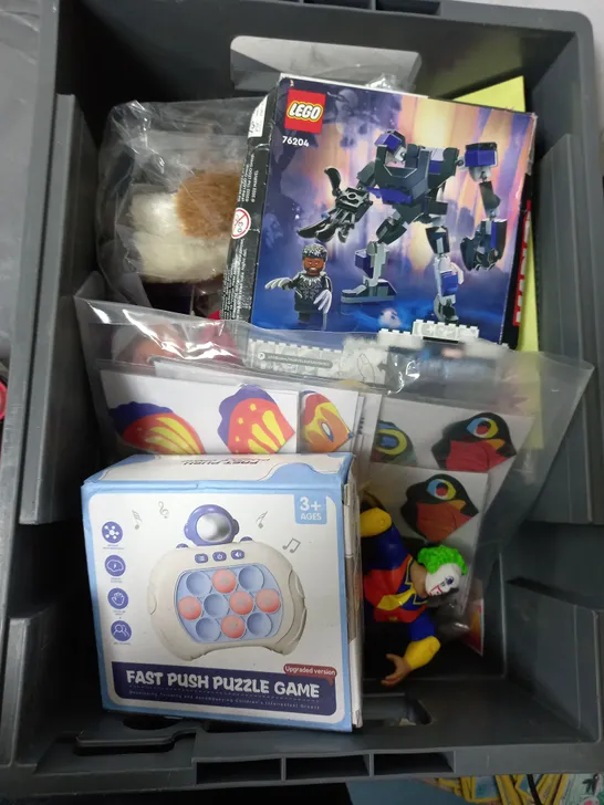 BOX OF APPROXIMATELY 15 ASSORTED ITEMS TO INCLUDE - LEGO MARVEL SET, POKEMON CARDS, PUZZLE GAME ETC