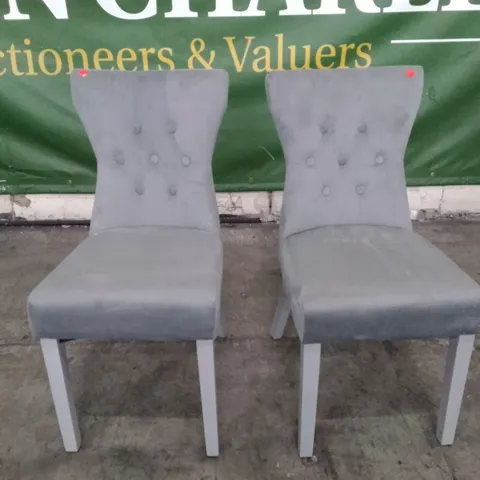 SET OF 2 NEW BEWLEY GREY VELVET BUTTON BACK DINING CHAIRS (GREY LEG)