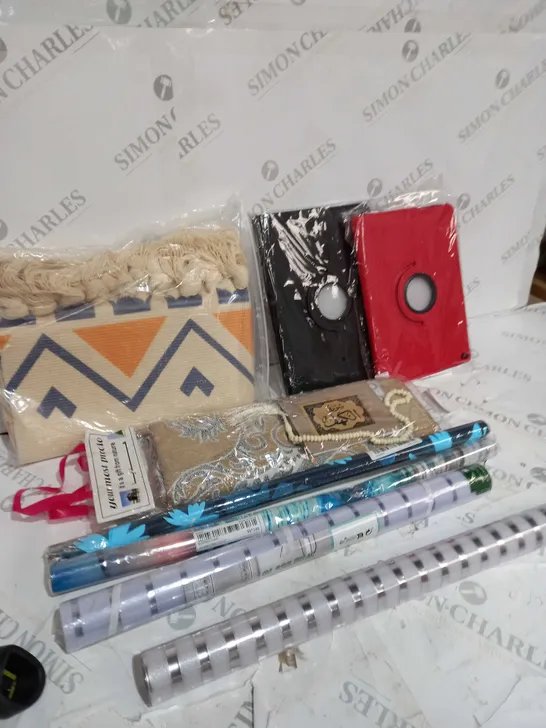 BOX OF ASSORTED ITEMS APPROXIMATELY 15 TO INCLUDE IPAD CASE, WRAPPING PAPER, COOKING UTENSIL SET ETC