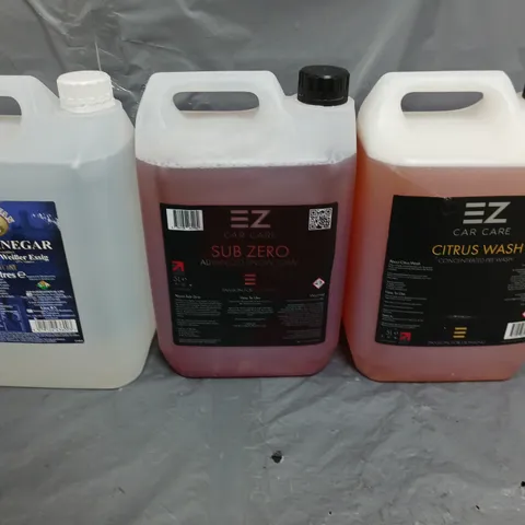 3 ASSORTED LIQUIDS TO INCLUDE CITRUS WASH, SUB ZERO, AND WHITE VINEGAR - COLLECTION ONLY