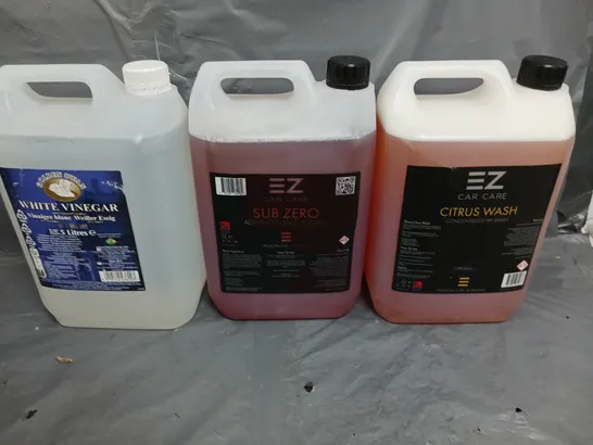 3 ASSORTED LIQUIDS TO INCLUDE CITRUS WASH, SUB ZERO, AND WHITE VINEGAR - COLLECTION ONLY