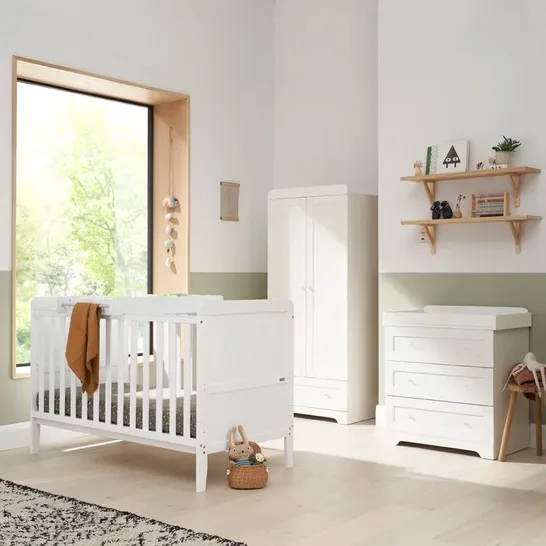 BOXED RIO COT BED 3-PIECE NURSERY FURNITURE SET - WHITE (5 BOXES)