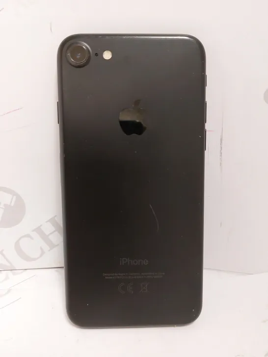 APPLE IPHONE 7 (A1778)