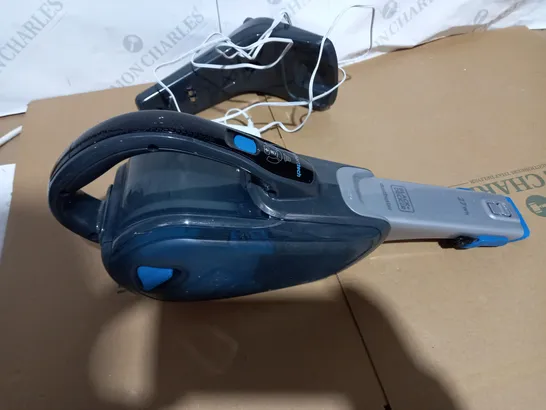 BLACK + DECKER SMARTTECH DUSTBUSTER 