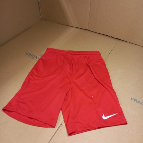 PAIR OF NIKE SHORTS IN RED SIZE LARGE
