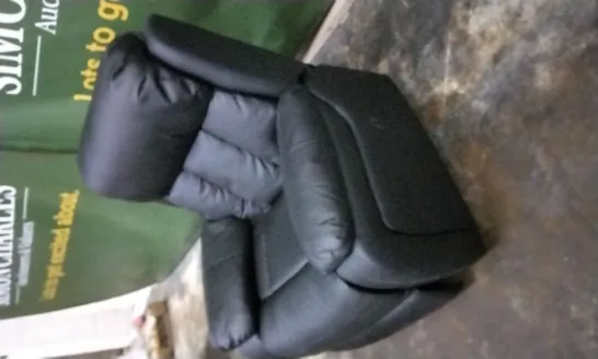 DESIGNER BLACK LEATHER POWER RECLINER ARMCHAIR 