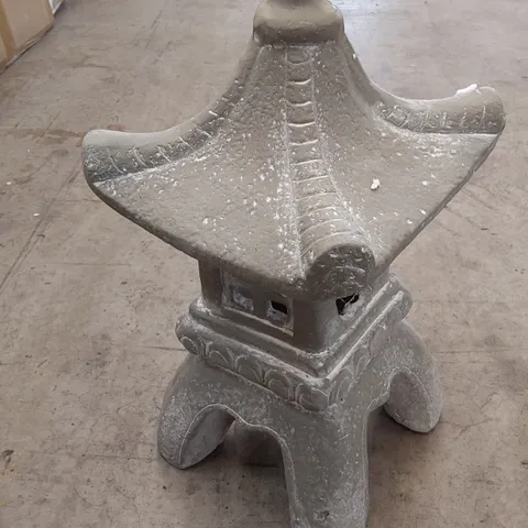 BOXED CERAMIC LED SOLAR PAGODA ORNAMENT