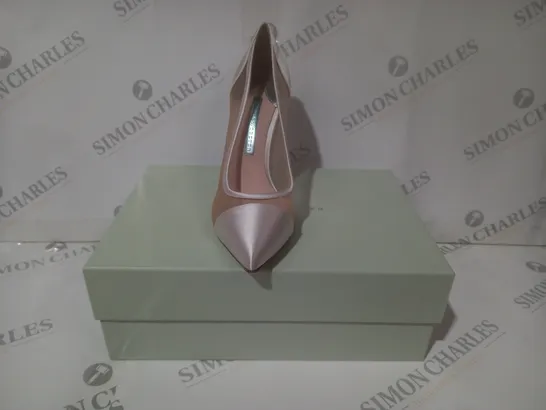 BOXED PAIR OF SOPHIA WEBSTER JASMINE HIGH HEEL CRYSTAL PUMPS IN IVORY SATIN AND MESH W. JEWEL EFFECT EU SIZE 39