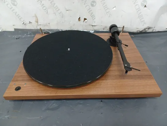 PROJECT T1 PHONO SB TURNTABLE