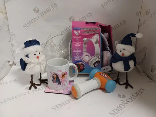 FIVE ASSORTED PRODUCTS TO INCLUDE PERSONALISED BARBIE MUG, WIRELESS RECHARGEABLE HEADPHONES, TREE TOPPER STAR, SET OF ROBIN CHRISTMAS DECORATIONS, LITTLE TIKES TOY HAMMER