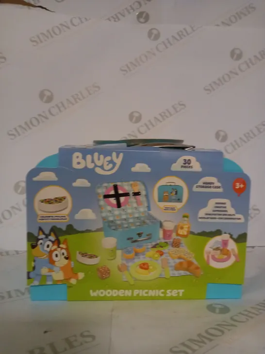 BLUEY PICNIC SET  RRP £24.99