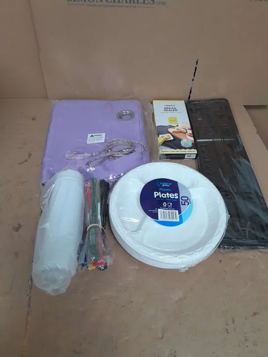 LARGE QAUNTIITY OF ASSORTED HOUSEHOLD ITEMS TO INCLUDE PLASTIC PLATES, BREAD SEALER AND WATER FLASKS