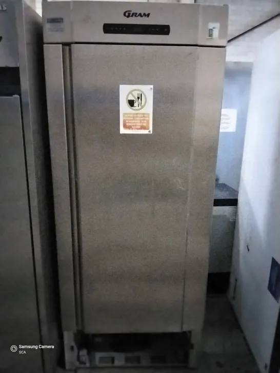 GRAM REFRIGERATOR 