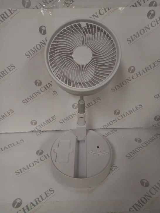 BELL & HOWELL OSCILLATING FOLDING RECHARGEABLE FAN, WHITE