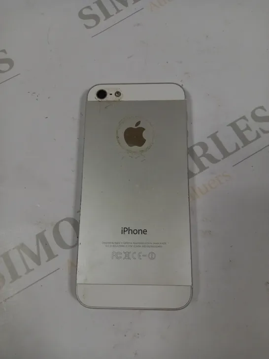 APPLE IPHONE 5 (A1429) 