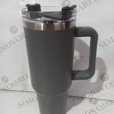 UNBRANDED STAINLESS STEEL INSULATED TRAVEL MUG IN GREY