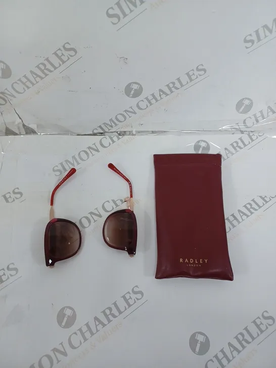 BRADLEY LONDON RED GLASSES WITH CASE 