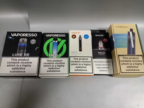 BOX OF APPROXIMATELY 10 ASSORTED E-CIGARATTES TO INCLUDE SMOK, INNOKIN, ASPIRE ETC