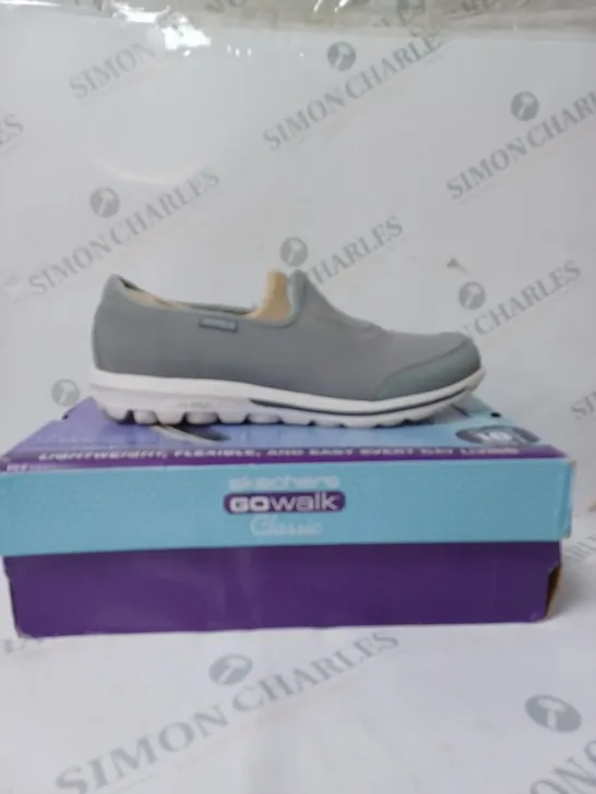 SKECHERS GO WALK GREY TRAINER SIZE 8