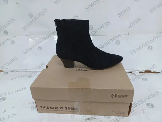 BOXED CLARKS BLACK TERESA BOOTS- SIZE 7 