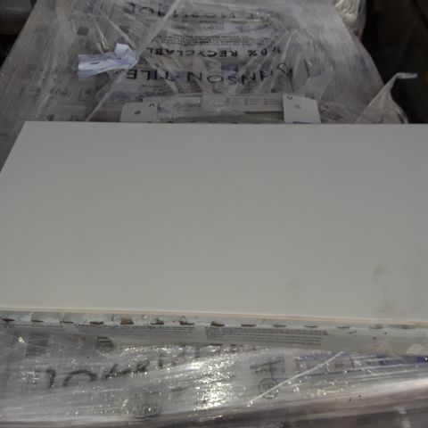PALLET OF 20 BOXES OF 5 ×  30 X 60cm SIMPLICITY WHITE TILES TOTAL COVERAGE OF APPROXIMATELY 18 SQUARE METERS