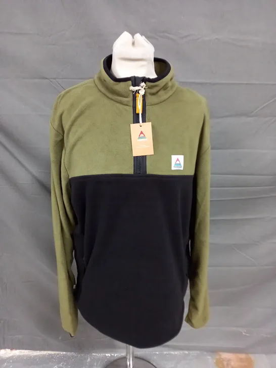 PASSENGER 1/4 ZIP POLAR FLEECE IN KHAKI - M