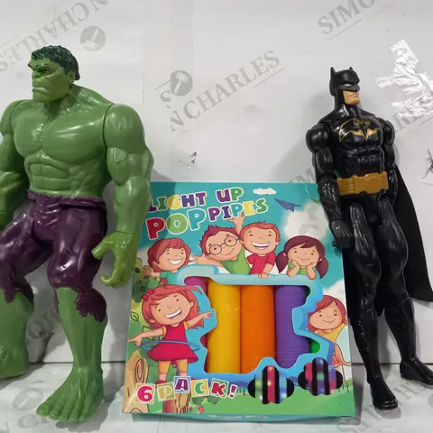 BOX OF APPROXIMATELY 10 ASSORTED TOYS AND GAMES TO INCLUDE BATMAN FIGURE, INCREDIBLE HULK FIGURE, LIGHT UP POP PIPES, ETC