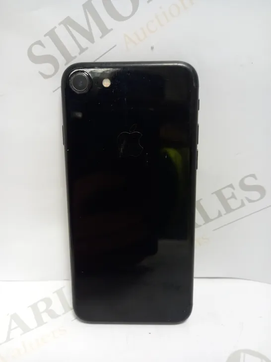 APPLE IPHONE 7 (A1778) SMARTPHONE