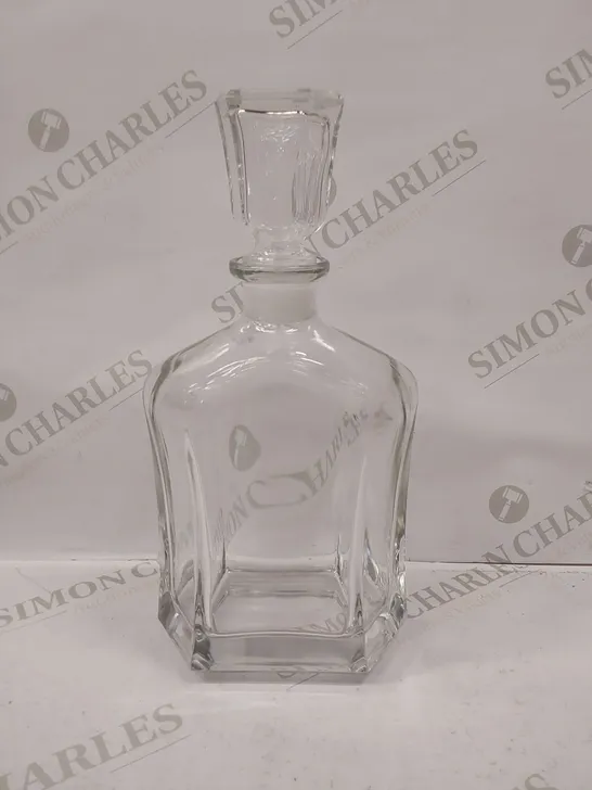 BOXED CAPITOL 0.7L DECANTER