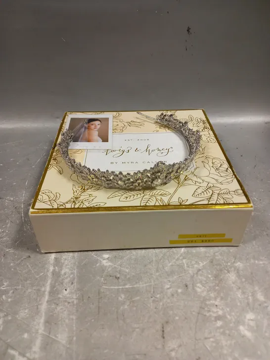 BOXED TWIGS & HONEY TIARA