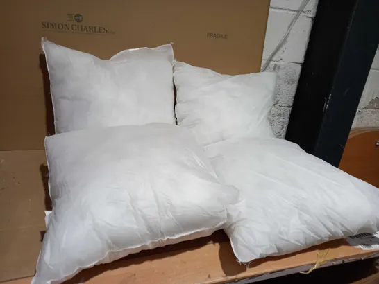 4 ASSORTED INNER CUSHIONS