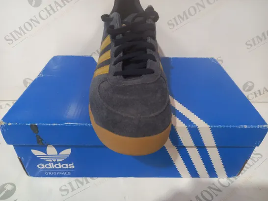 BOXED PAIR OF ADIDAS MILANO SHOES IN BLUE/METALLIC GOLD UK SIZE 8