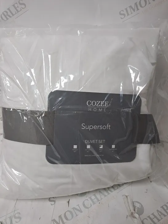 SUPERSOFT BY COZEE HOME 4 PIECE DUVET SET WITH CONTRAST TRIM SAGE KING SIZE