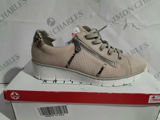 BOXED PAIR OF RIEKER TRAINERS IN TAUPE SIZE 6.5