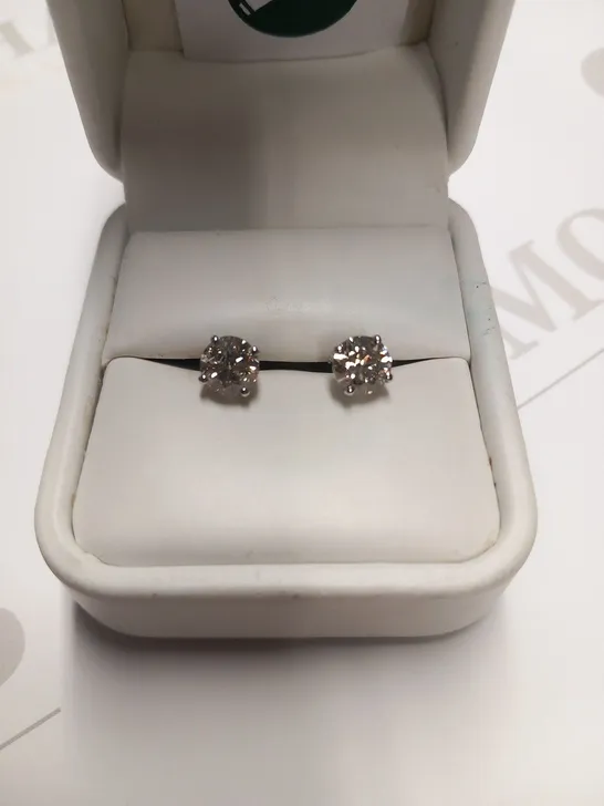 18CT WHITE GOLD STUD EARRINGS SET WITH DIAMONDS WEIGHING +2.03CT