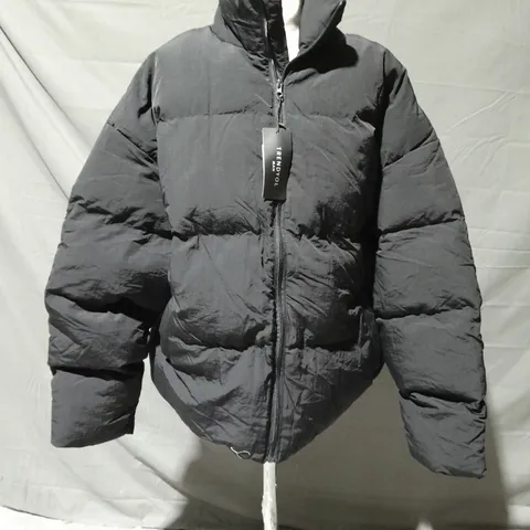 TRENDYOL MAN JACKET SIZE XL