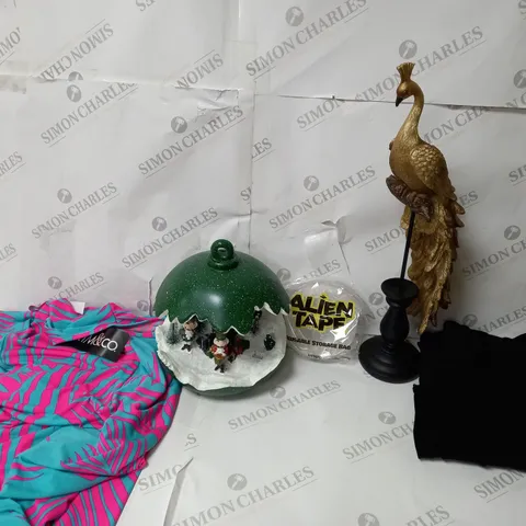 BOX OF APPROX 20ASSORTED ITEMS TO INCLUDE - CHRISTMAS SNOW BAUBLE - ALIEN TAPE - KIM&CO JUMPSUIT ECT