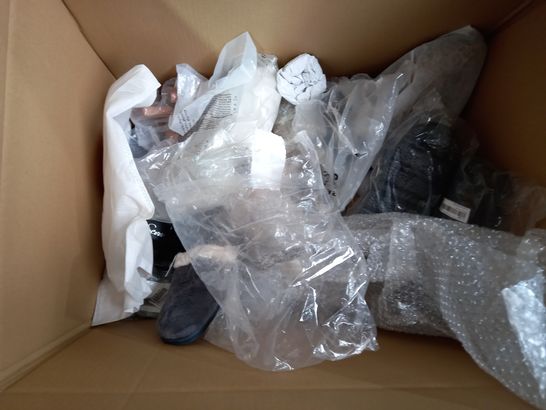 BOX OF A LARGE QUANTITY OF ASSORTED DESIGNER FOOTWEAR ITEMS TO INCLUDE H&M, NEW LOOK, SERRA ETC