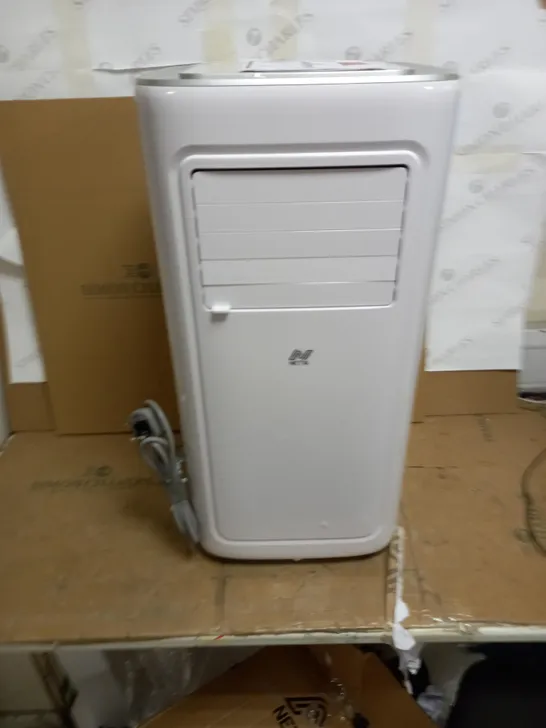 PORTABLE AIR CONDITIONER