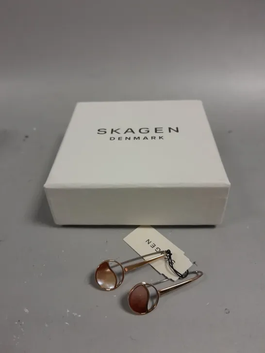 SKAGEN DENMARK MOTHER OF PEARL EARRINGS 