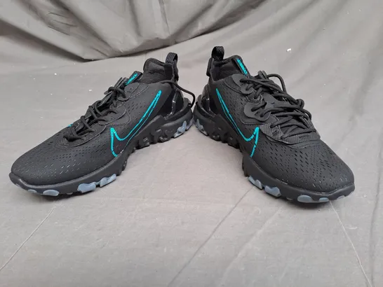 PAIR OF NIKE REACT VISION TRAINERS IN BLACK/AQUA SIZE 8