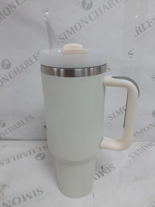 1.1 LITRE TUMBLER CUP WITH LID IN CRÈME 