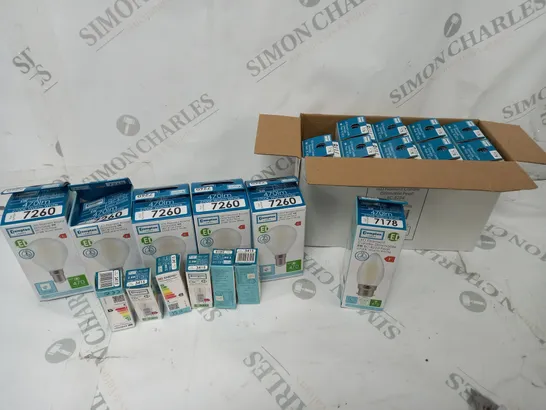 22 ASSORTED CROMPTON LAMPS LIGHTBULBS OF DIFFERENT TYPES TO INCLUDE 7260, 7178, 3415