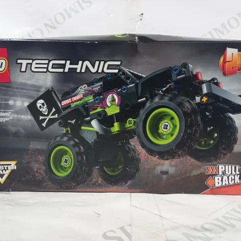 LEGO TECHNIC 42118 2-IN-1 MONSTER JAM GRAVE DIGGER