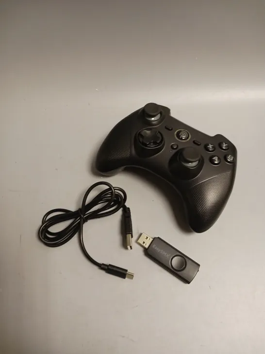 EASYSMX GAMING CONTROLLER BLACK MODEL ESM-9101 INCLUDES CHARGING CABLE AND USB STICK 