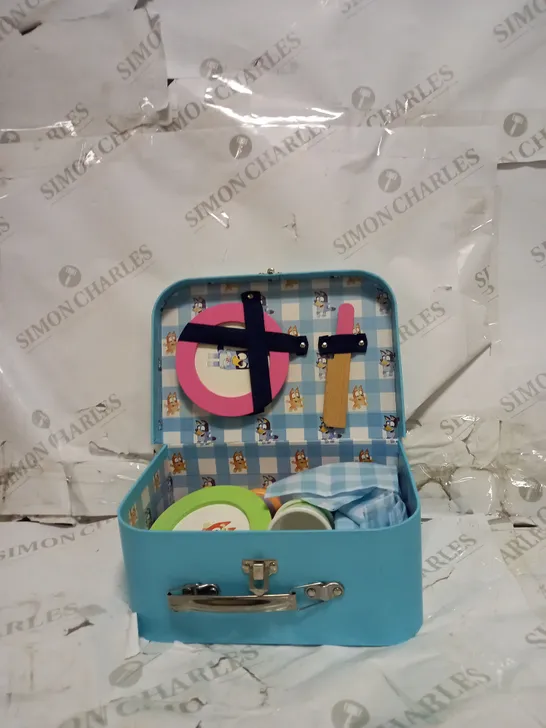 BLUEY PICNIC SET  RRP £24.99