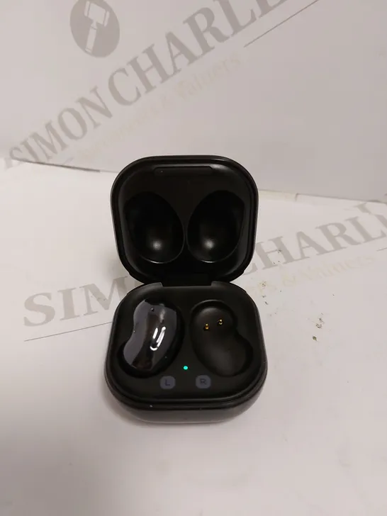 SAMSUNG GALAXY BUDS2