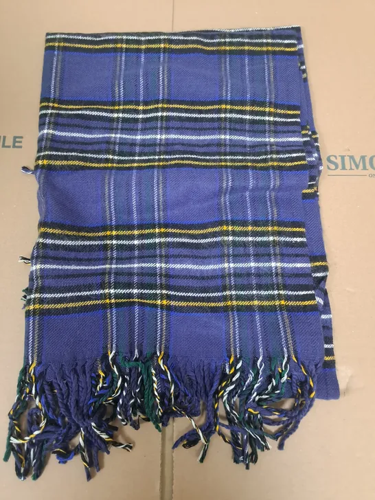 LOT OF 4 BRAND NEW DESTELLO ACRYLIC TARTAN SCARFS IN VIOLET