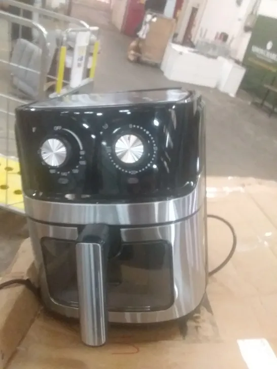 BOXED ATRAVESAR TTAF 501MST AIR FRYER